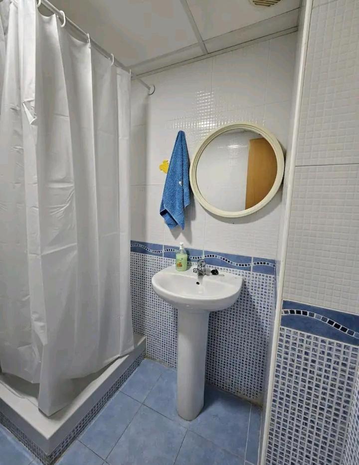 Апартаменты Habitacion En Piso Compartido Cerca De Playa Чильчес Экстерьер фото